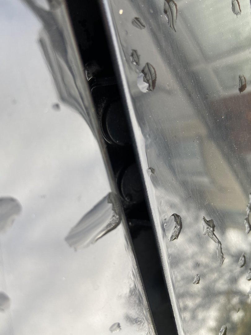 Water leaking into car when stationary FD Owners Club FDOC