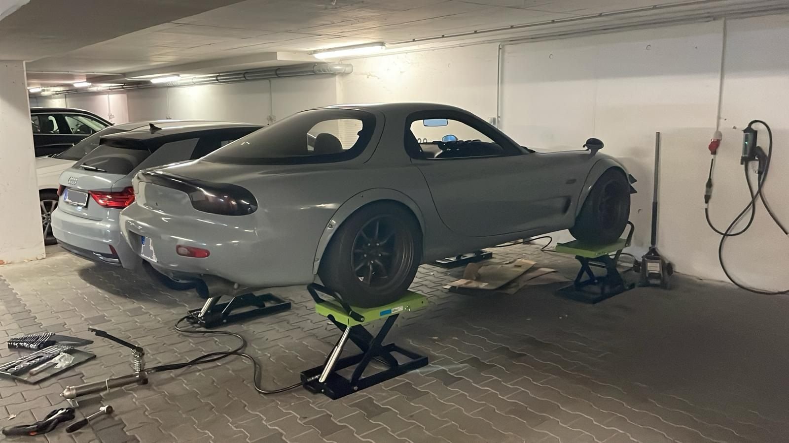 finally working under the car