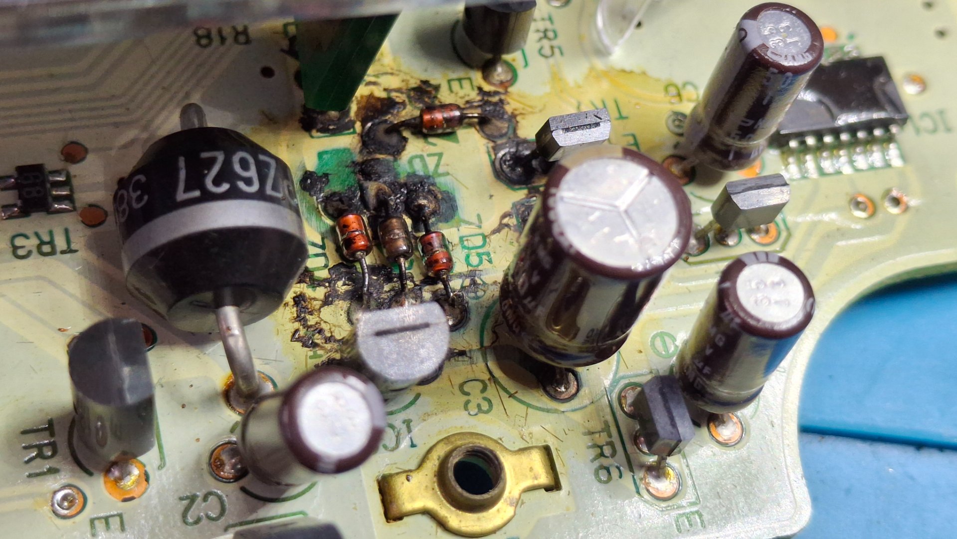 PCB prior to cleaning 3 180.jpg