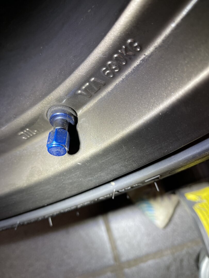 Wheel Valve 3 - Copy.JPG